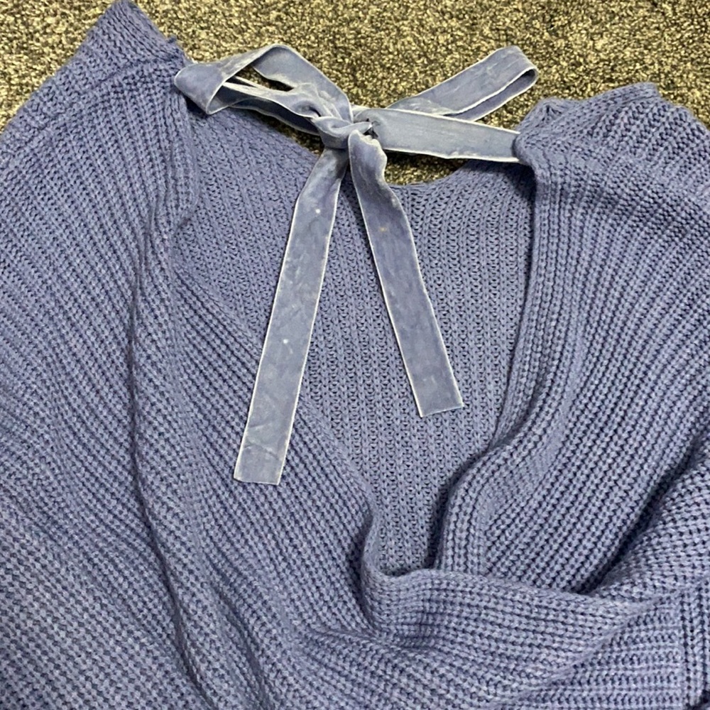 Open back sweater - Picture 4 of 5